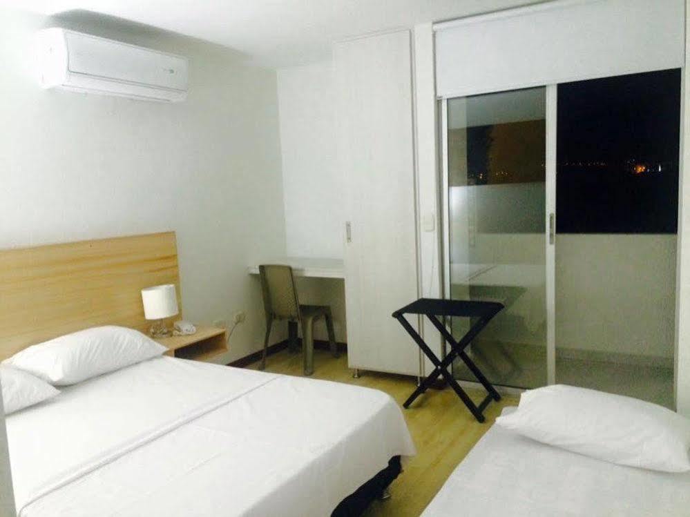Hotel Berdez Neiva  Zewnętrze zdjęcie